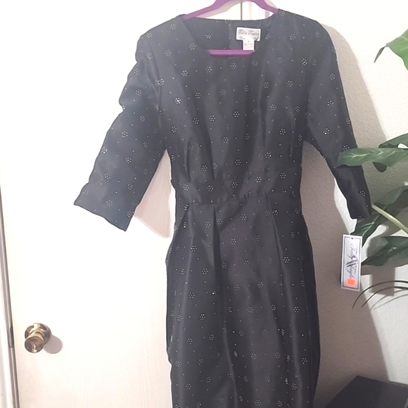 Tally Taylor Dress - Picture 3 of 9